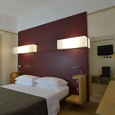 阿曼多贝斯特韦斯特酒店 3* 维罗纳