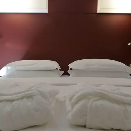 阿曼多贝斯特韦斯特酒店