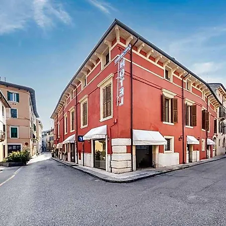 Western Armando 3* Verona