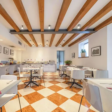 Hotel Western Armando