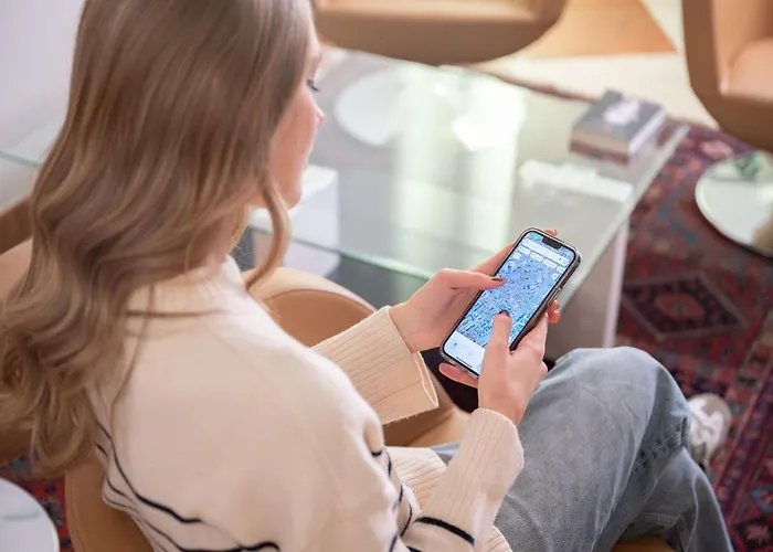 Western Armando Verona