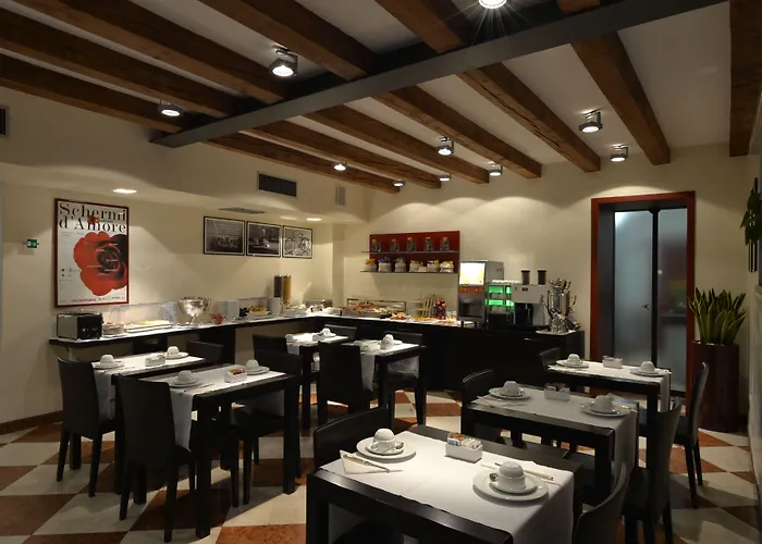 Western Armando Otel Verona