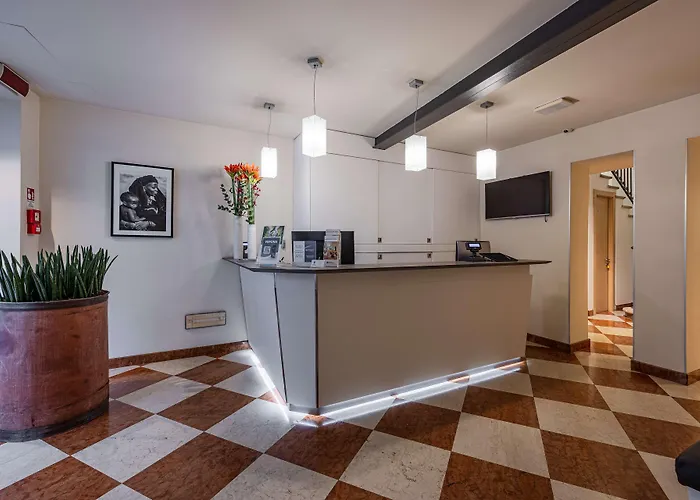 Western Armando Otel Verona