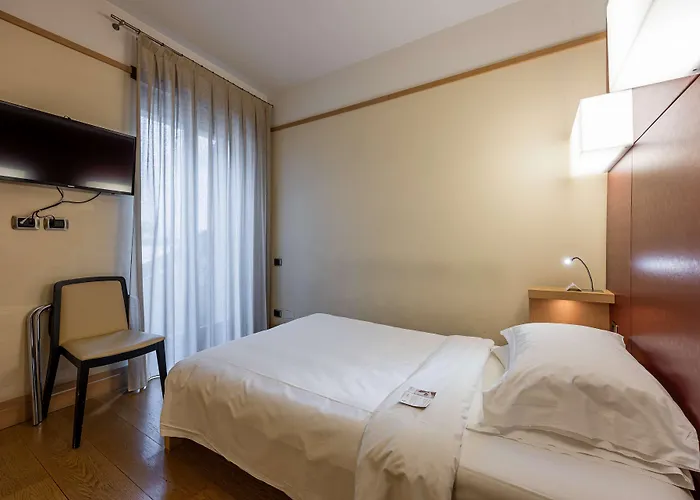 Western Armando Otel