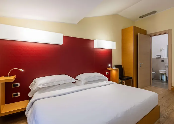 Western Armando Verona